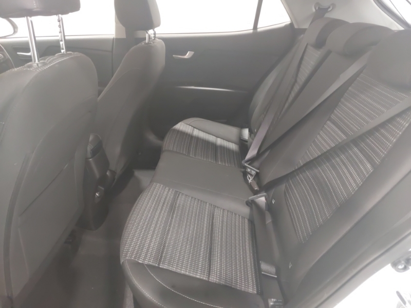 Kia Stonic 1.0T Gdi 99 2 FL22TWG White #6