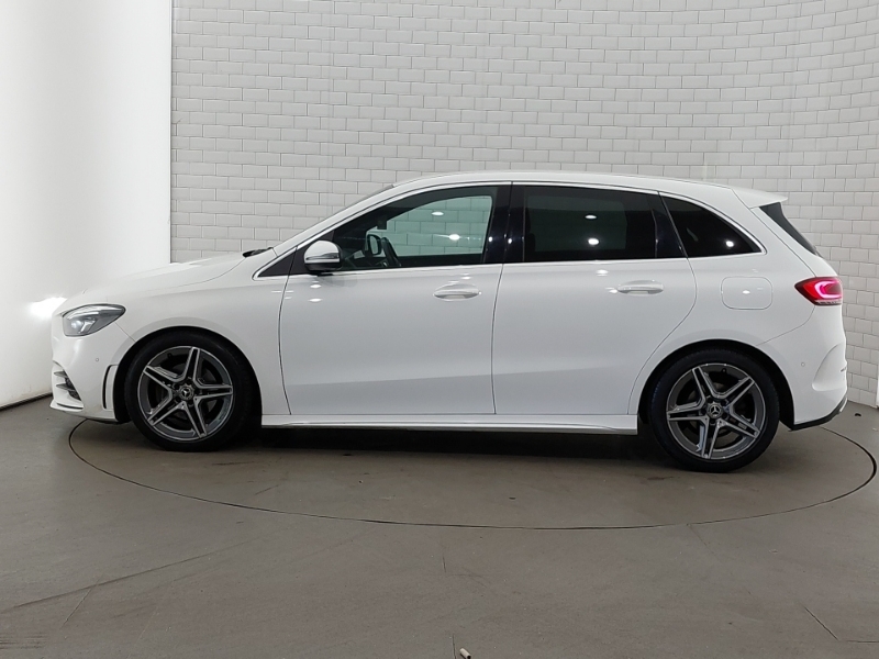 Mercedes-Benz B Class B200d Amg Line Executive DS69HNK White #4