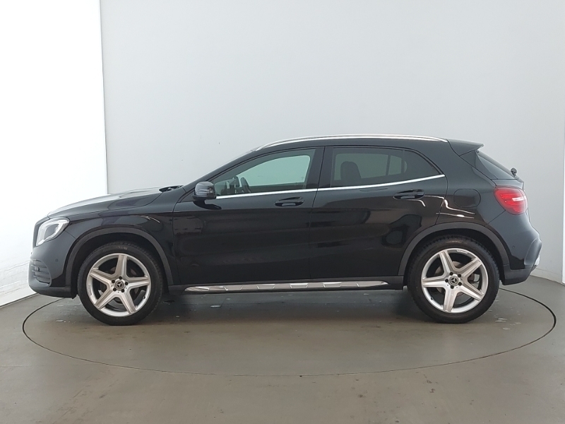 Mercedes-Benz GLA Class Gla 180 Amg Line Edition GX20RWL Black #4