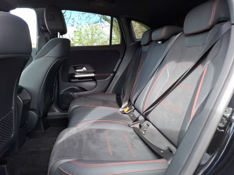 Mercedes-Benz GLA Class Gla 200 Amg Line Executive KN74WJC Black #6