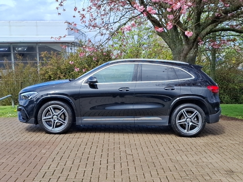 Mercedes-Benz GLA Class Gla 200 Amg Line Executive KN74WJC Black #4
