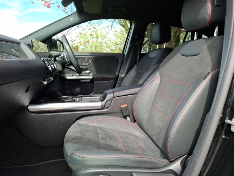 Mercedes-Benz GLA Class Gla 200 Amg Line Executive KN74WJC Black #5