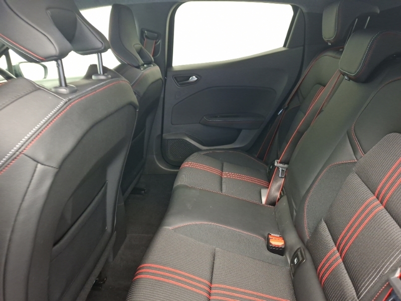 Renault Clio 1.0 Tce 90 Rs Line NG23UUF Black #6