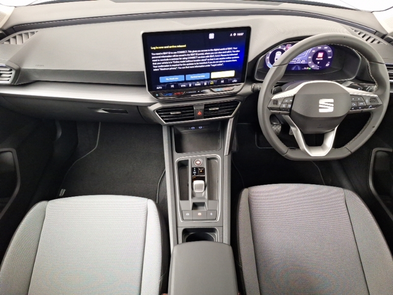 Seat Leon 1.5 Etsi 115 Se Dynamic Dsg Dap Black #3