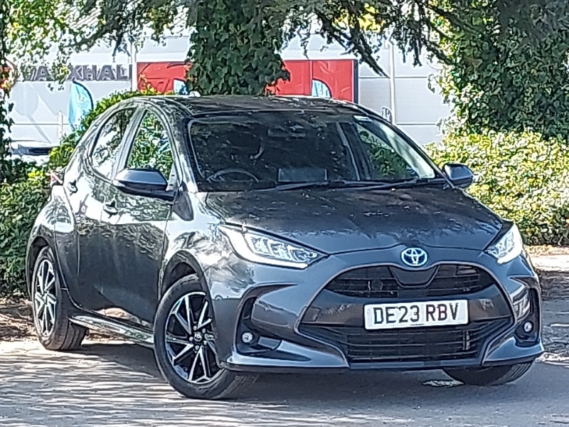 Toyota Yaris 1.5 Hybrid Design Cvt Grey