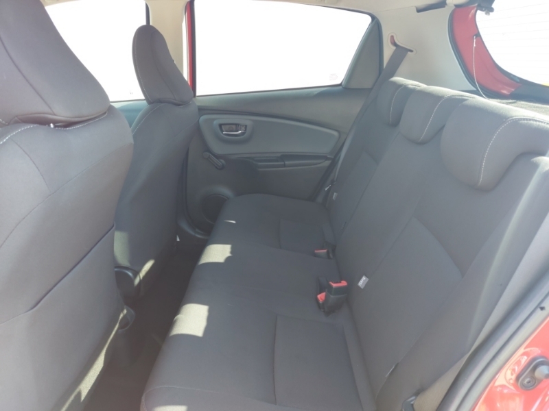 Toyota Yaris 1.33 Vvt-i Design SA17DVO Red #6
