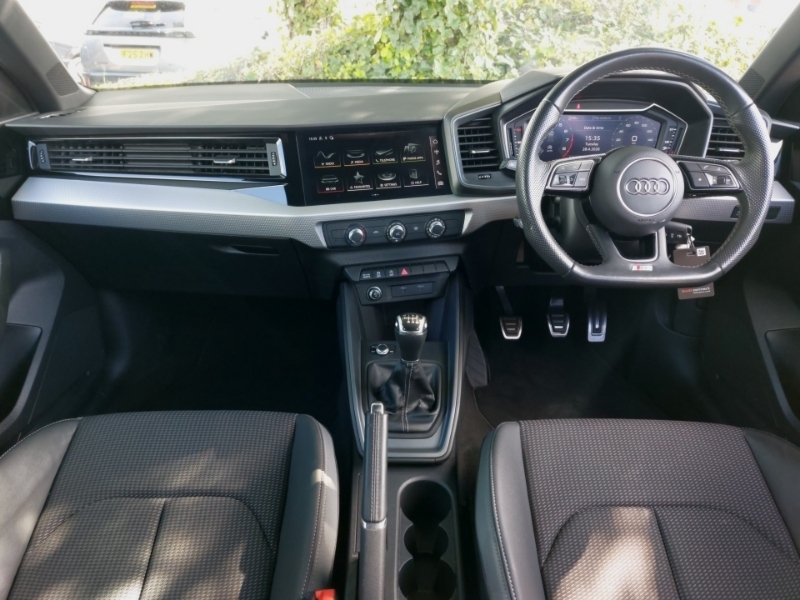 Audi A1 30 Tfsi 110 Black Edition DX73XCP Grey #3