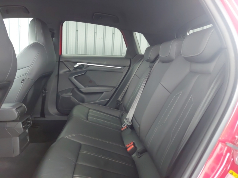 Audi A3 35 Tfsi S Line HG22MXP Red #6
