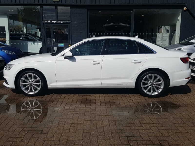 Audi A4 35 Tfsi Sport ML19WWO White #4