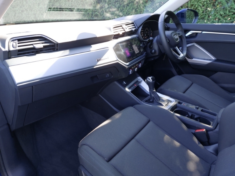 Audi Q3 35 Tdi Quattro Sport S Tronic Blue #5
