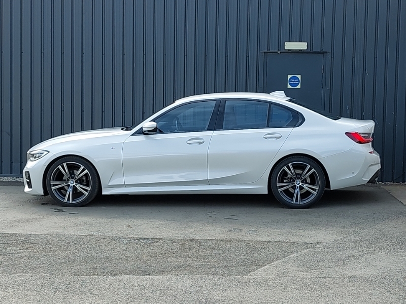BMW 3 Series 318D M Sport White #4