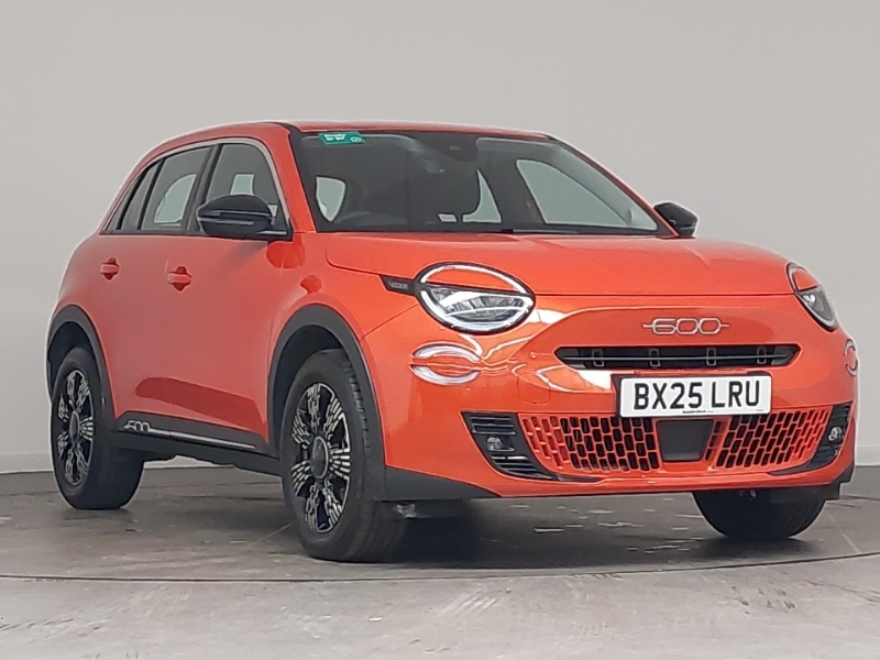 Fiat 600 1.2 Hybrid 48V Edct-6 Orange