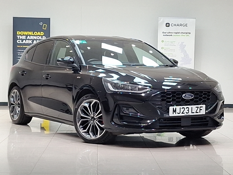 Ford Focus Hatchback 1.0 Ecoboost Hybrid Mhev 155 St-line X 5 Black