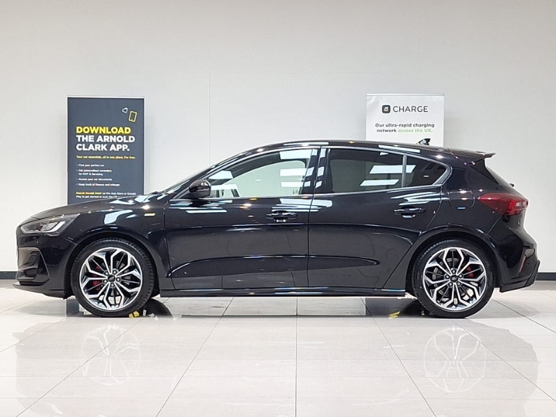 Ford Focus Hatchback 1.0 Ecoboost Hybrid Mhev 155 St-line X 5 MJ23LZF Black #4