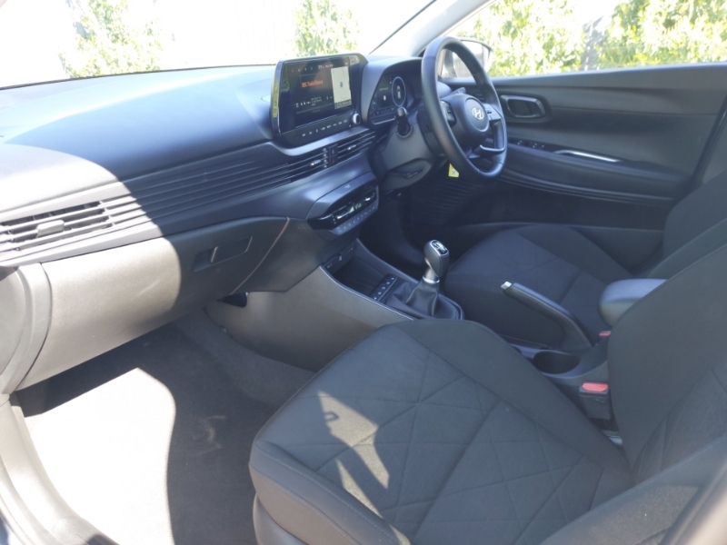 Hyundai Bayon 1.0 Tgdi 120 48V Mhev Premium Grey #5