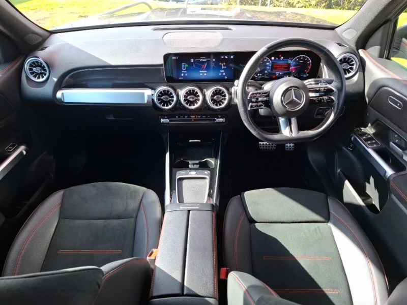 Mercedes-Benz GLB Class Glb 200 Amg Line Executive 7G-tronic KU25UHL Grey #3