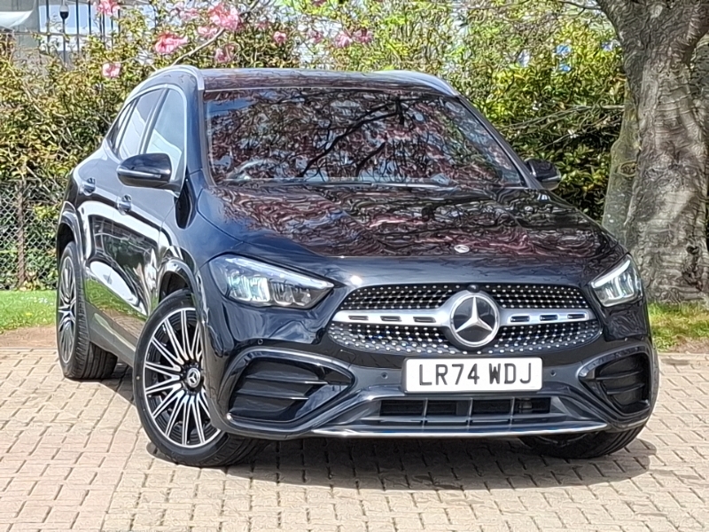 Mercedes-Benz GLA Class Gla 200 Amg Line Premium Black