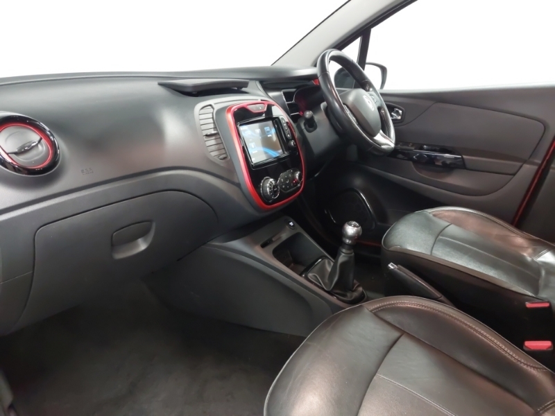 Renault Captur 1.5 Dci 90 Signature Nav LA16ELV Red #5