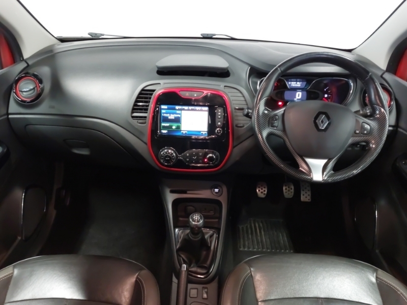 Renault Captur 1.5 Dci 90 Signature Nav LA16ELV Red #3