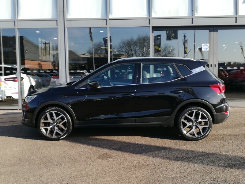 Seat Arona 1.0 Tsi 110 Xcellence Lux Ez YS21HVP Black #4