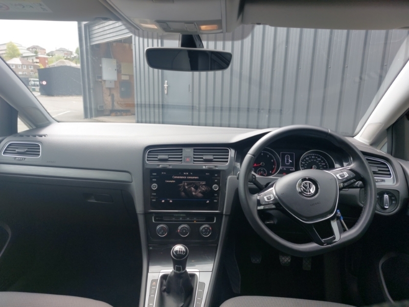 Volkswagen Golf 1.5 Tsi Evo 150 Match LS69LXO Black #3