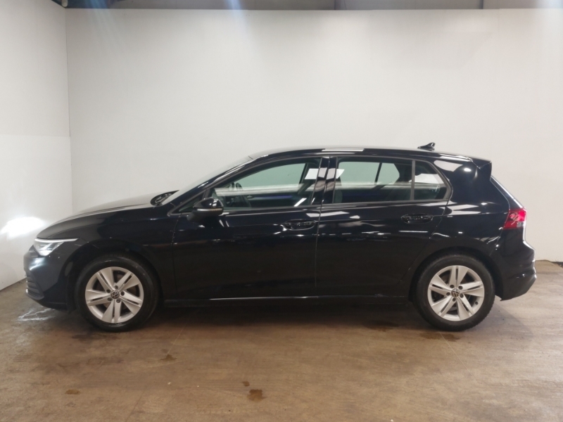 Volkswagen Golf 1.5 Tsi 150 Life SD70OTX Black #4