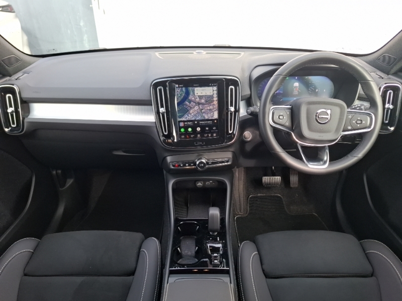 Volvo XC40 2.0 B3p Plus Dark SW75BGE Silver #3