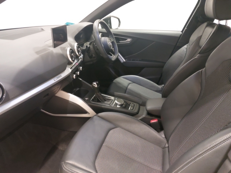 Audi Q2 35 Tfsi S Line S Tronic FV23EFM Grey #5