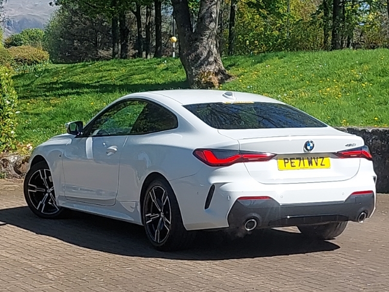 BMW 4 Series 420I M Sport Step PE71WVZ White #2