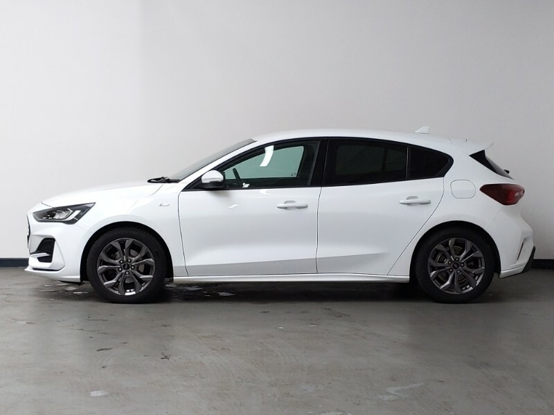 Ford Focus 1.0 Ecoboost Hybrid Mhev 155 St-line Edition YO72BHL White #4