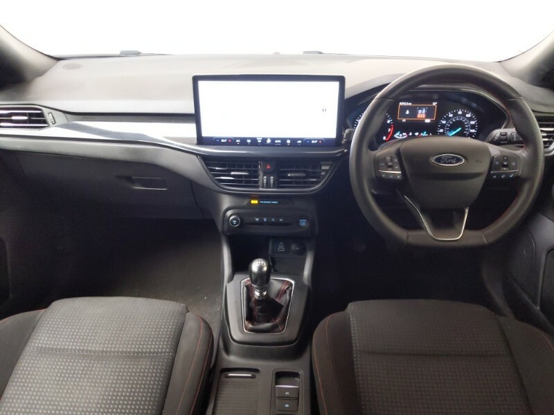 Ford Focus 1.0 Ecoboost Hybrid Mhev 155 St-line Edition YO72BHL White #3