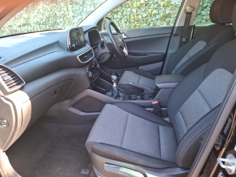 Hyundai Tucson 1.6 Tgdi 177 Se Nav 2Wd EK21YXM Black #5