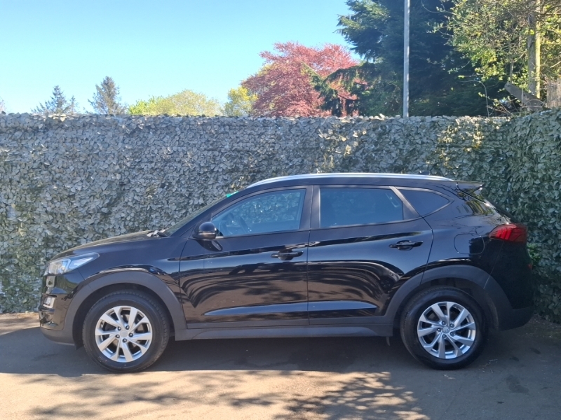 Hyundai Tucson 1.6 Tgdi 177 Se Nav 2Wd EK21YXM Black #4