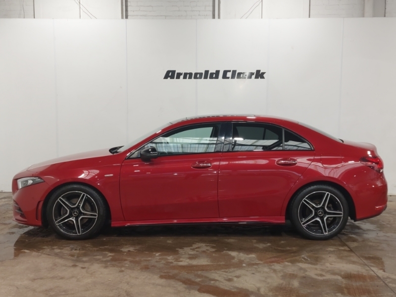 Mercedes-Benz A Class A180 Amg Line Premium Plus Edition SA22UPG Red #4