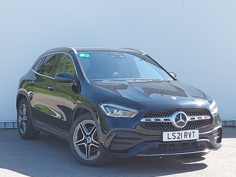 Mercedes-Benz GLA Class Gla 180 Amg Line Premium Black