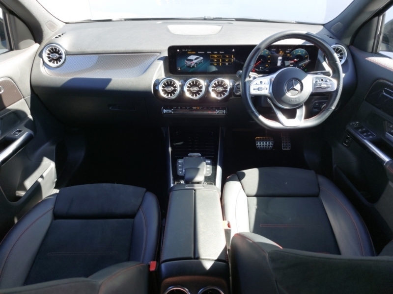 Mercedes-Benz GLA Class Gla 180 Amg Line Premium LS21RVT Black #3