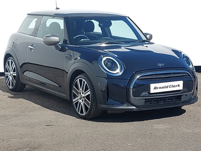 Mini Hatch 1.5 Cooper Exclusive Comfort Pack Black