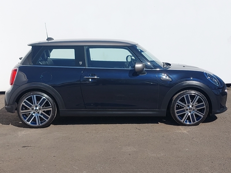 Mini Hatch 1.5 Cooper Exclusive Comfort Pack SA23CNX Black #3