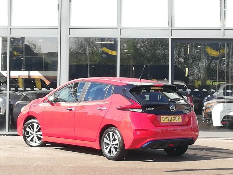 Nissan Leaf 110Kw Acenta 40Kwh Red