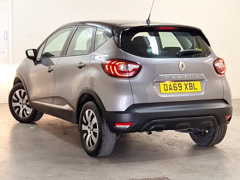 Renault Captur 0.9 Tce 90 Play DA69XBL Grey #2