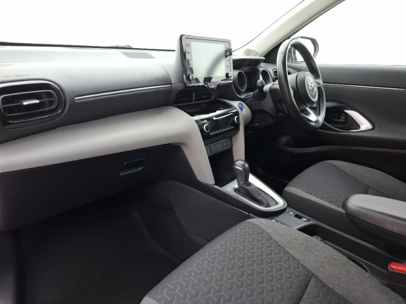 Toyota Yaris Cross 1.5 Hybrid Icon Cvt FV22DDO White #5