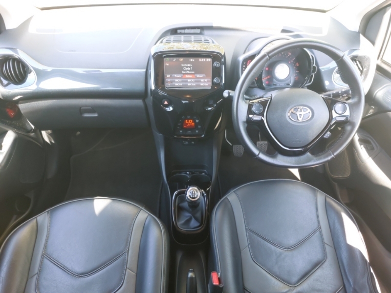 Toyota Aygo 1.0 Vvt-i X-clusiv 3 SN17SOE Grey #3