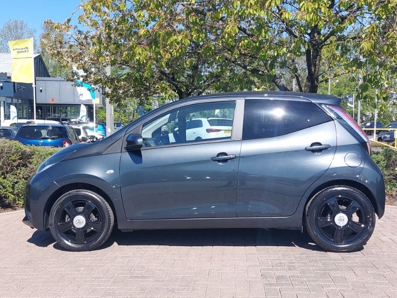Toyota Aygo 1.0 Vvt-i X-clusiv 3 SN17SOE Grey #4