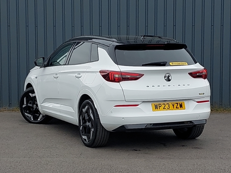 Vauxhall Grandland 1.6 Plug-in Hybrid 300 4X4 Gse WP23YZW White #2