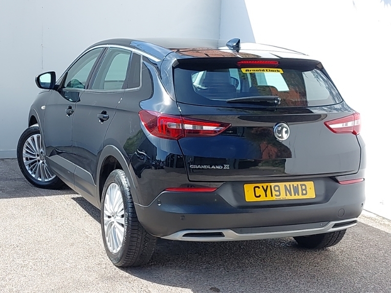Vauxhall Grandland X 1.2 Turbo Tech Line Nav CY19NWB Black #2