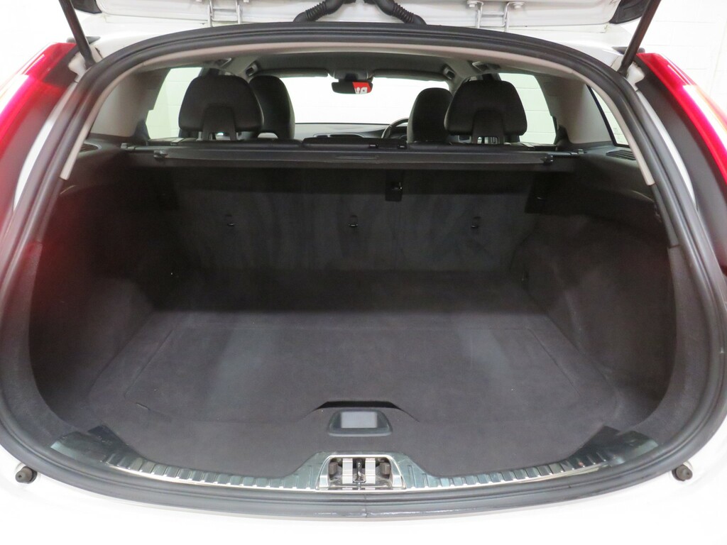 Volvo V60 Cross Country D3 148Bhp Nav - Winter Pack Grey #35