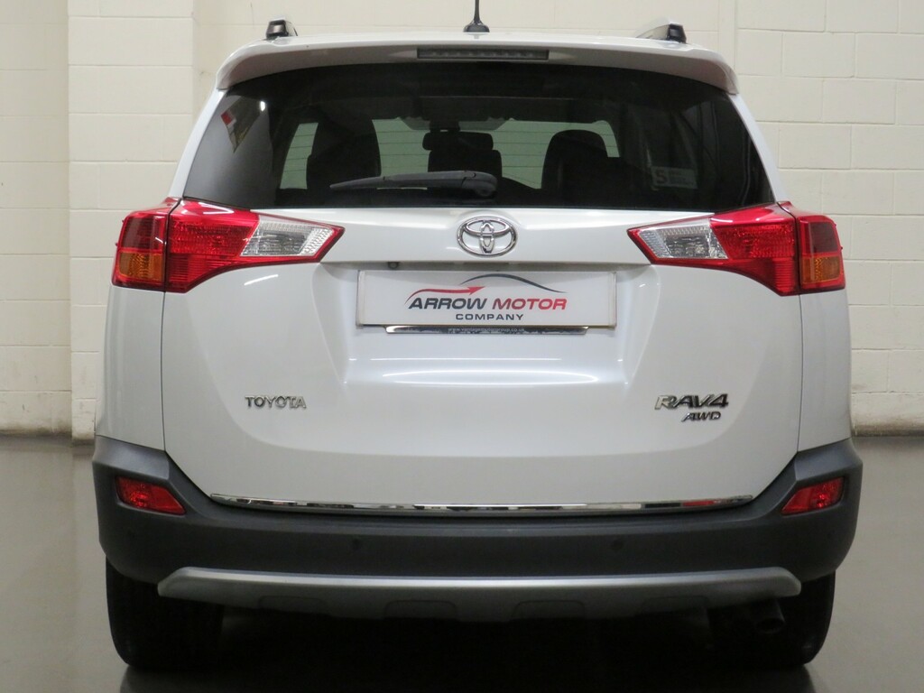Toyota Rav 4 Suv 2.2 D-4d Invincible 4Wd Euro 5 201414 White #4