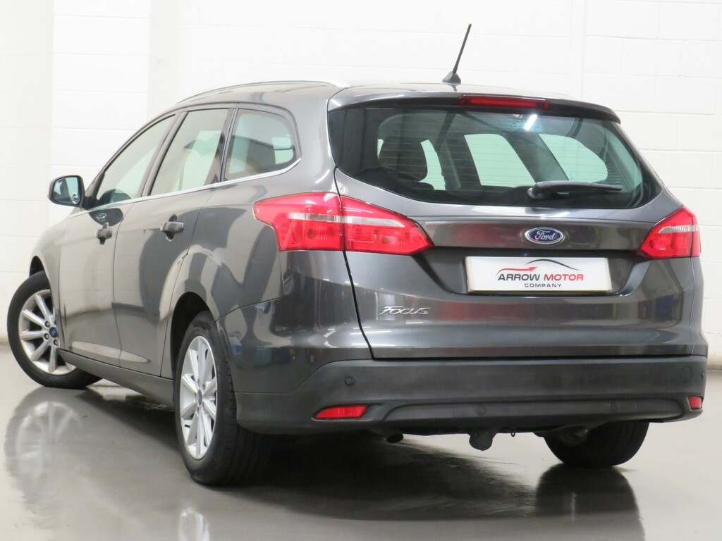 Ford Focus Estate 1.5 Tdci Titanium Euro 6 Ss 201717 MT17JKO Grey #5