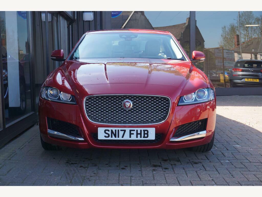 Jaguar XF 2.0I Portfolio Euro 6 S S Red #4