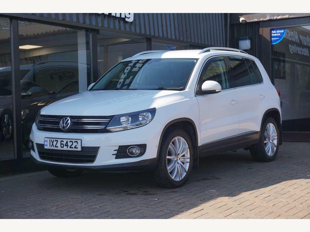 Volkswagen Tiguan 2.0 Tdi Bluemotion Tech Match Edition Dsg 4Wd Euro White